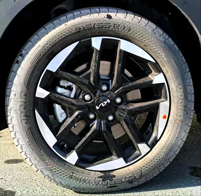 2026 Kia Carens - 0 km - Available for export from UAE to Algeria - 6