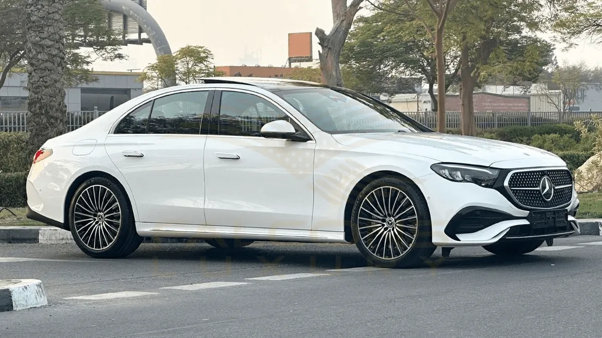 2026 Mercedes-Benz E200