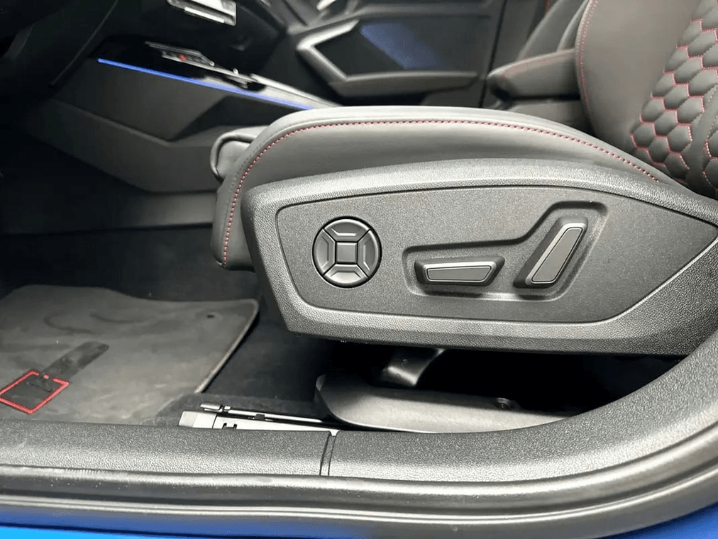 2026 Audi RS3 - View 9