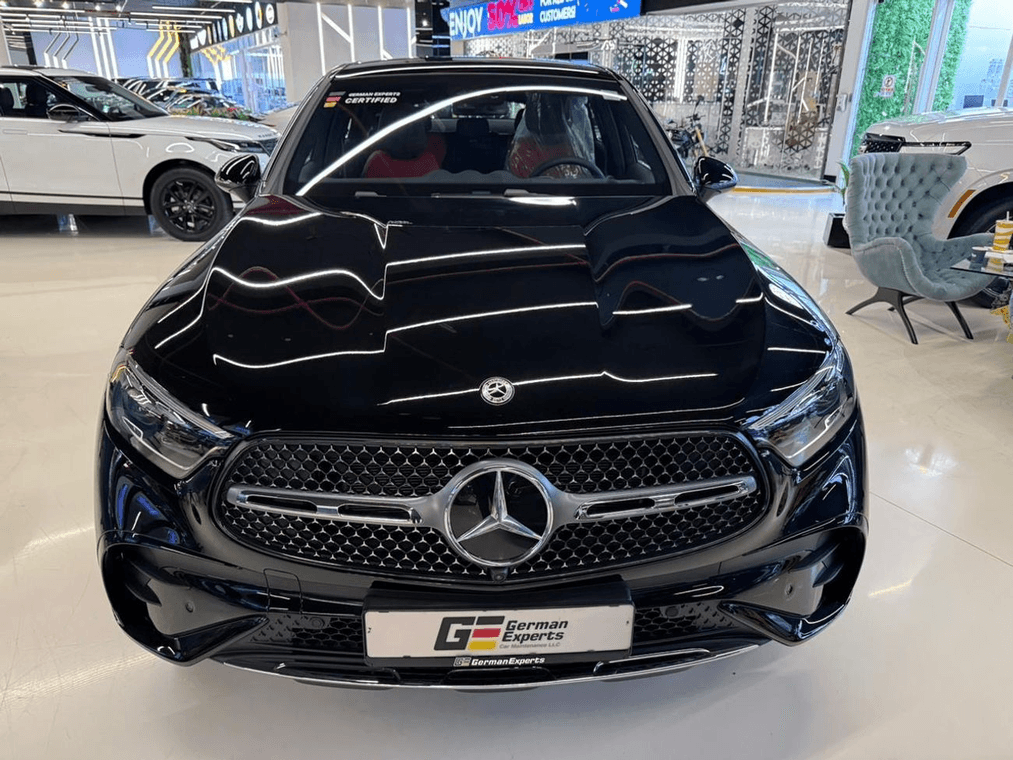 2026 Mercedes-Benz GLC 200 - View 2