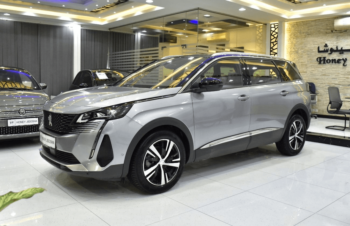 2024 Peugeot 5008 - 0 km - Available for export from UAE to Algeria - 4