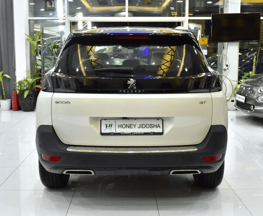 2024 Peugeot 5008 - 0 km - Available for export from UAE to Algeria - 6