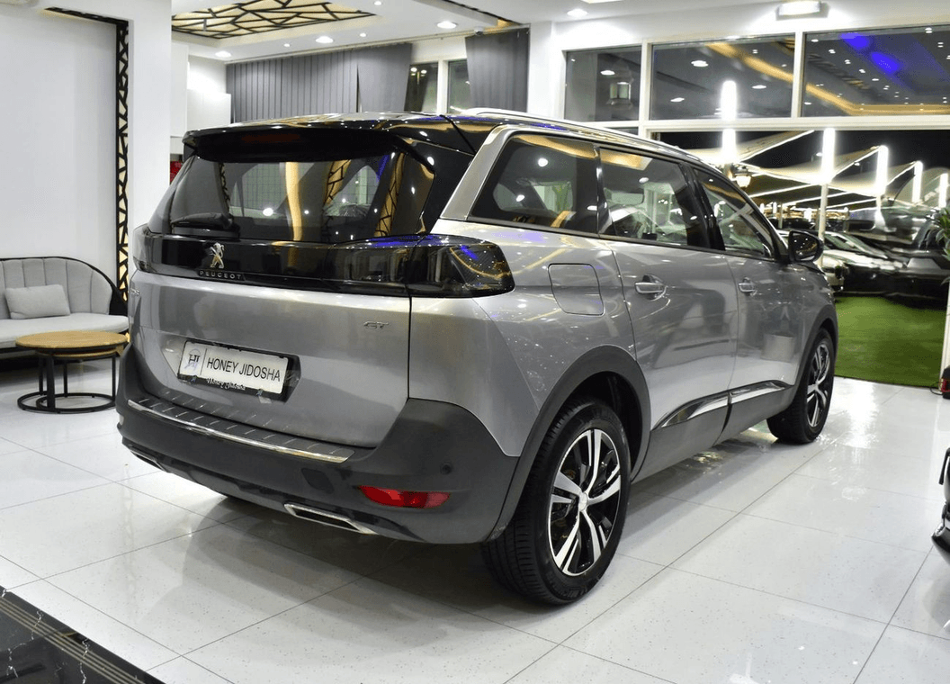 2024 Peugeot 5008 - 0 km - Available for export from UAE to Algeria - 7