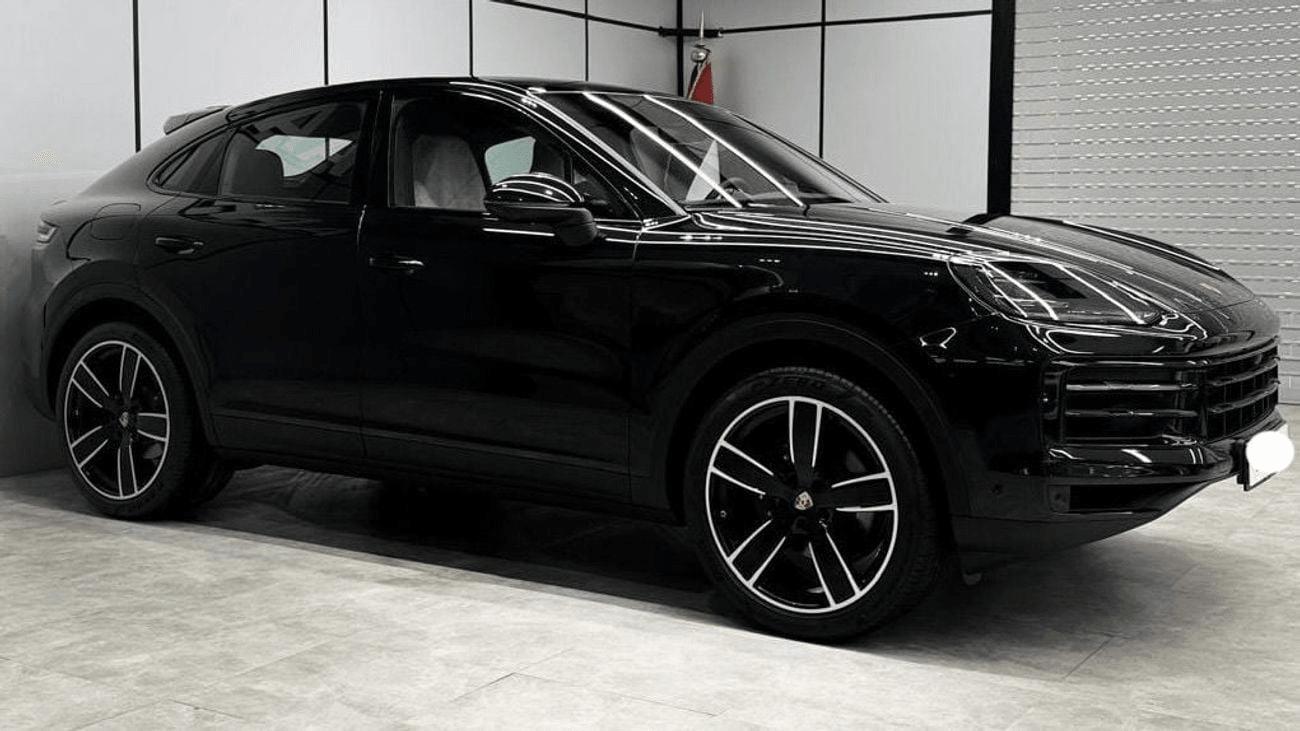 2026 Porsche Cayenne Coupe - 0 km - Available for export from UAE to Algeria - 2