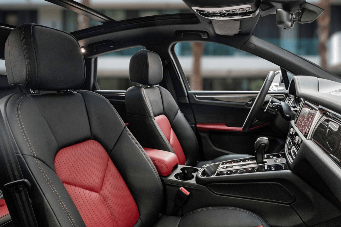 2026 Porsche Macan - 3000 km - Available for export from UAE to Algeria - 11