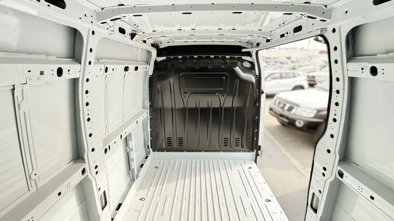 2026 Renault Master - 0 km - Available for export from UAE to Algeria - 13