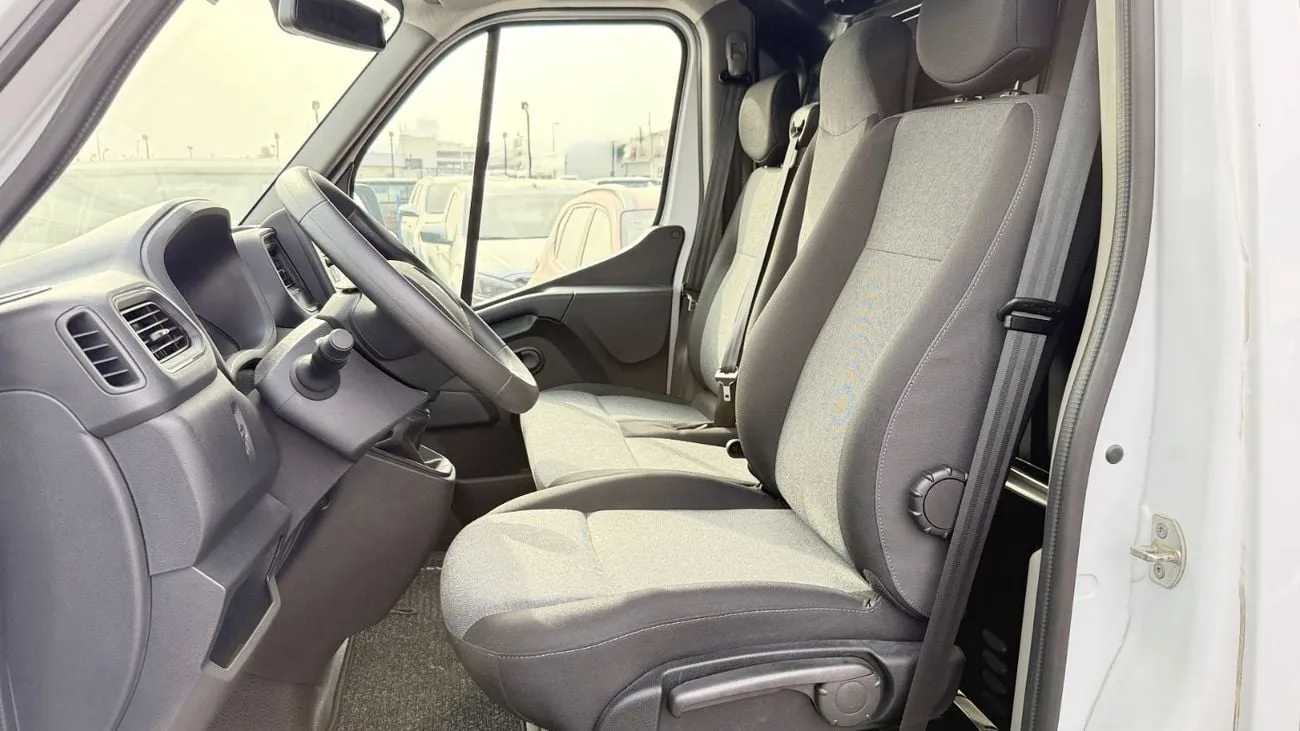 2026 Renault Master - 0 km - Available for export from UAE to Algeria - 6