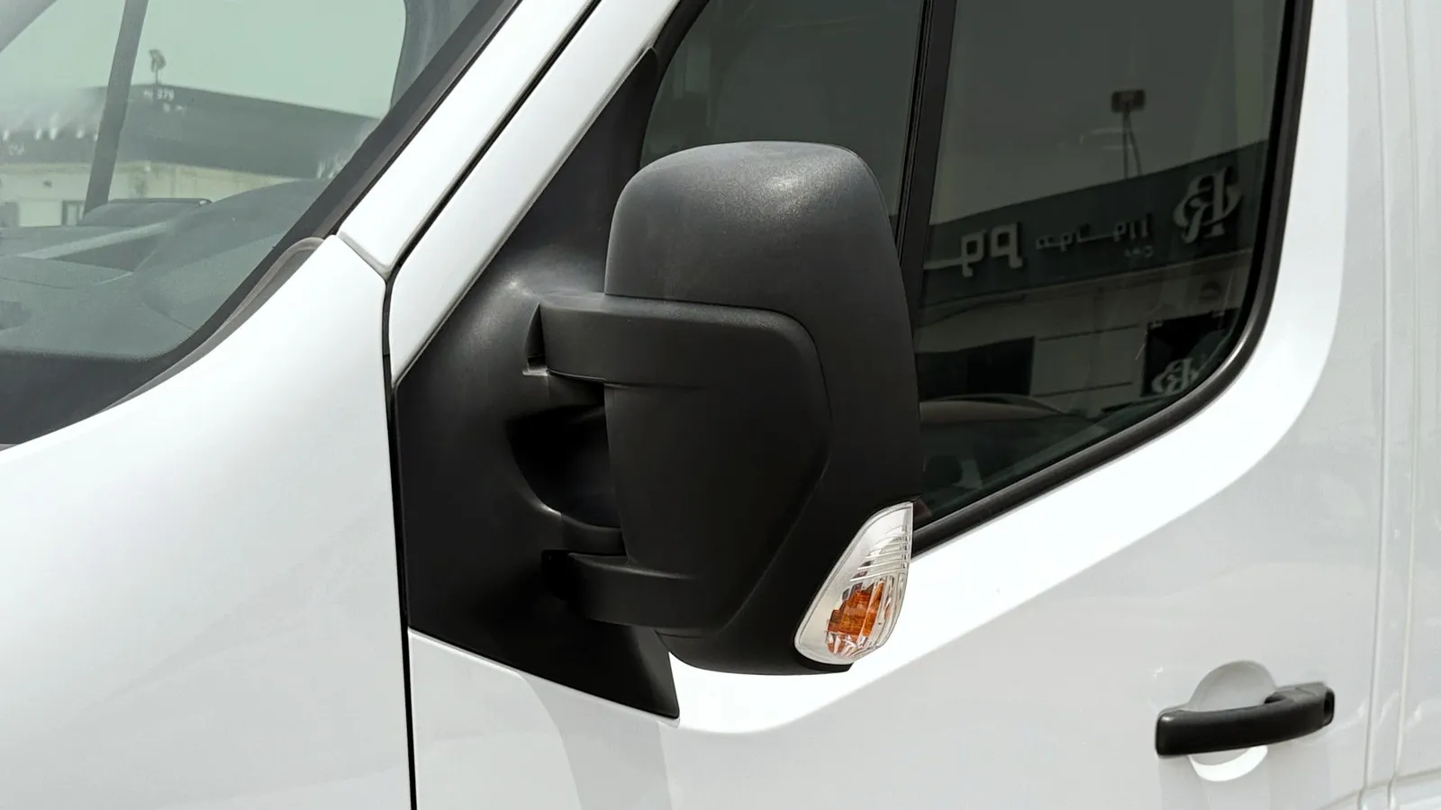 2026 Renault Master - 0 km - Available for export from UAE to Algeria - 11