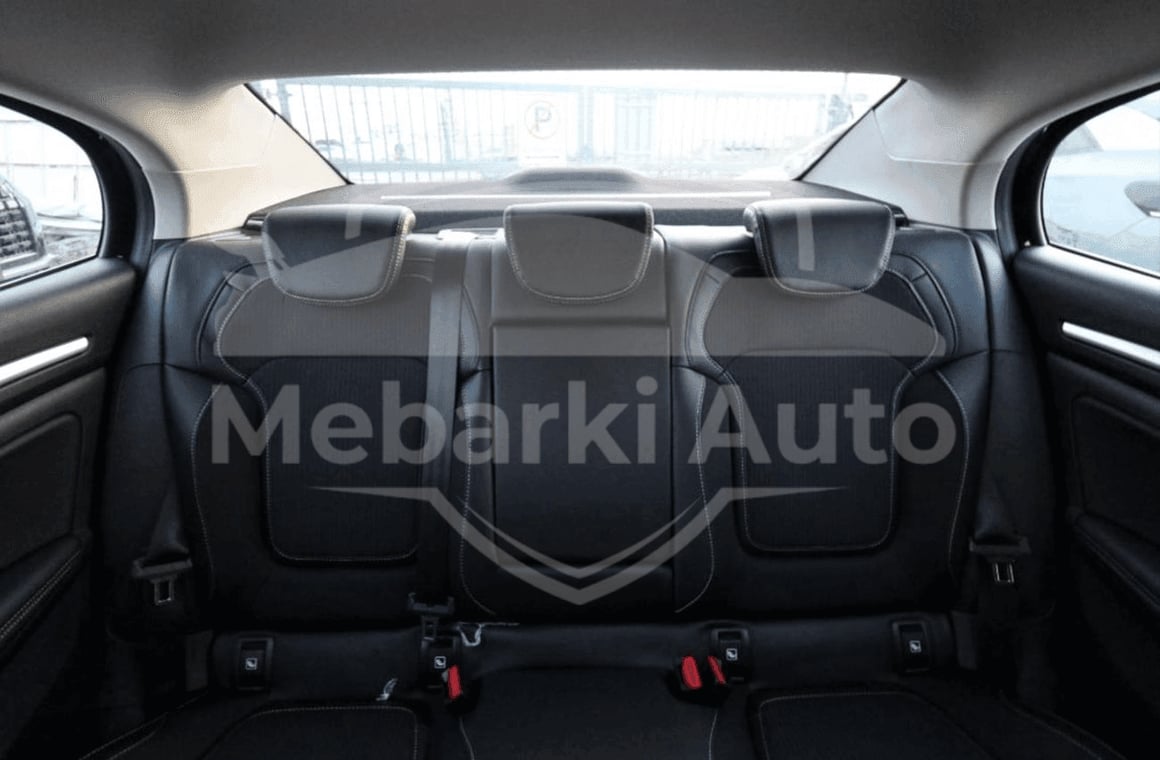 2024 Renault Megane - 0 km - Available for export from UAE to Algeria 3