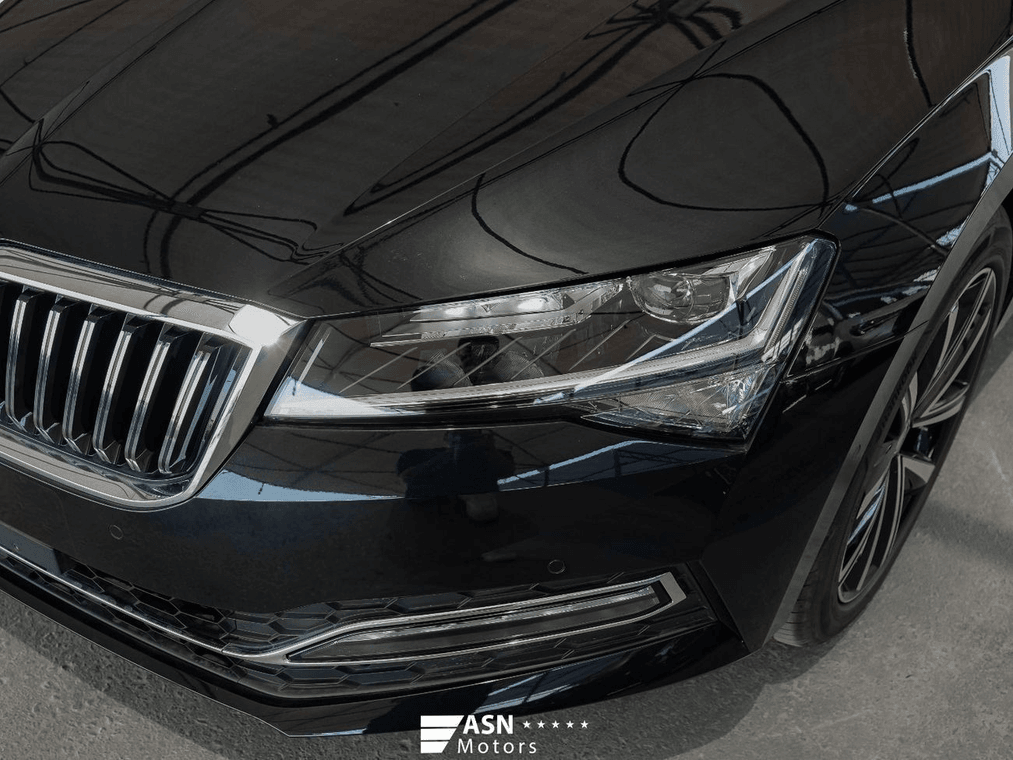 2025 Skoda Superb - View 1