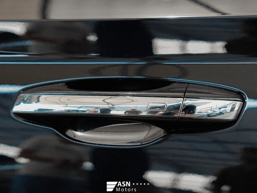 2025 Skoda Superb - View 4