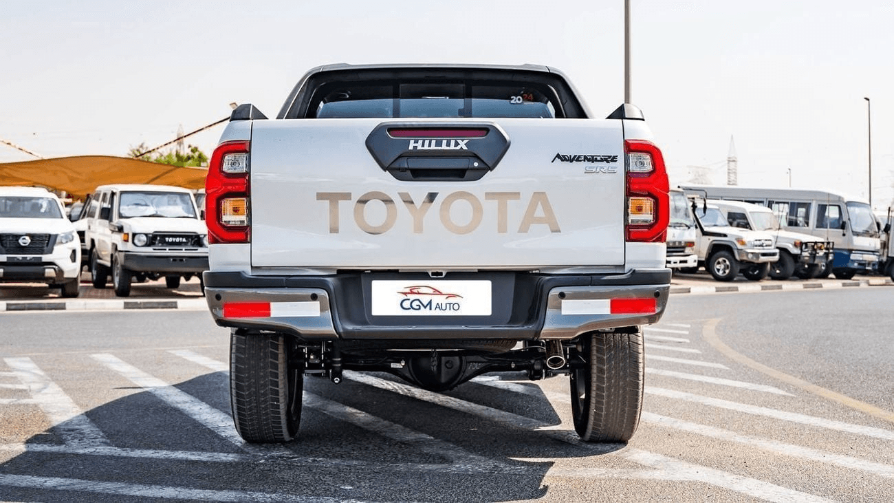 2026 Toyota Hilux - View 4
