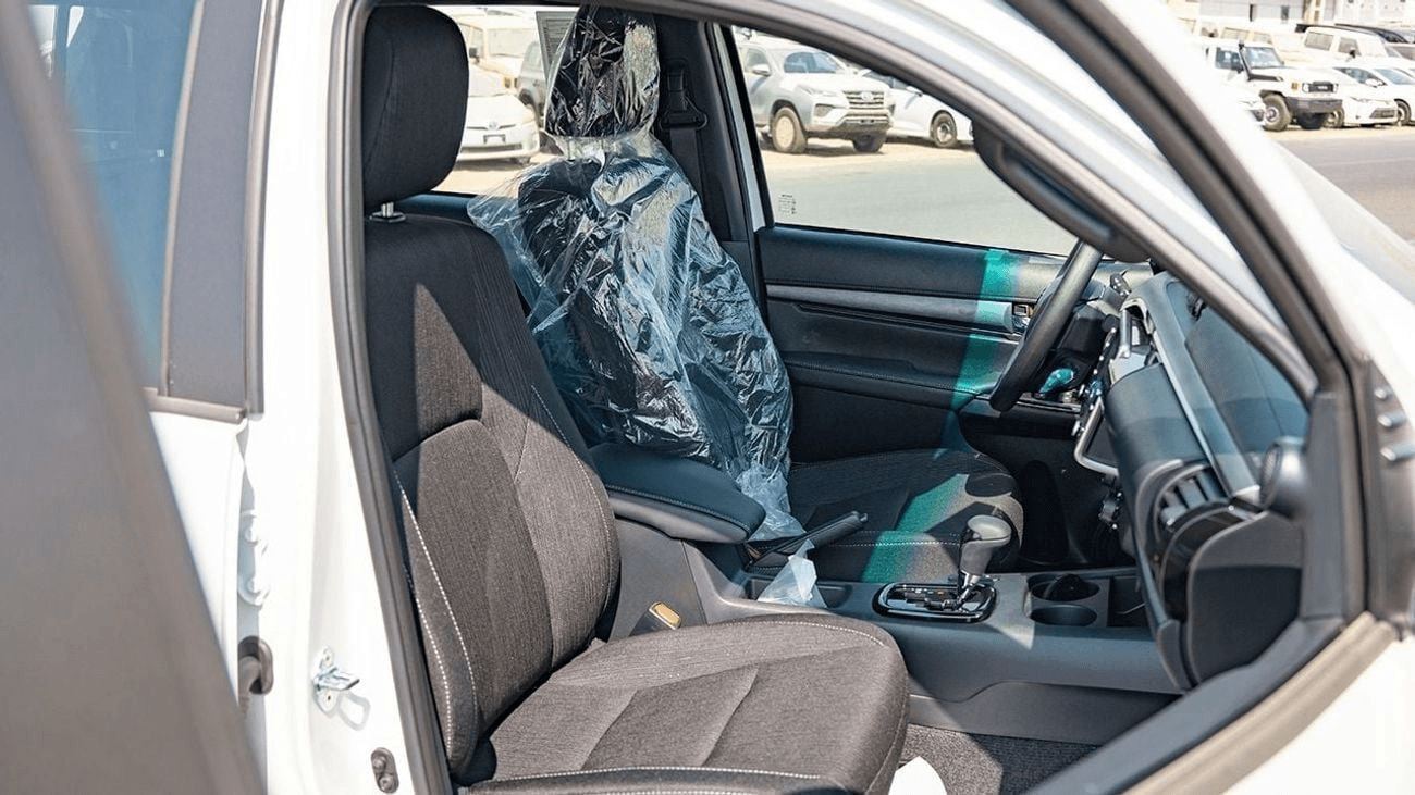 2026 Toyota Hilux - View 7