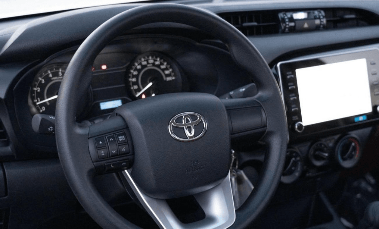 2026 Toyota Hilux - View 7