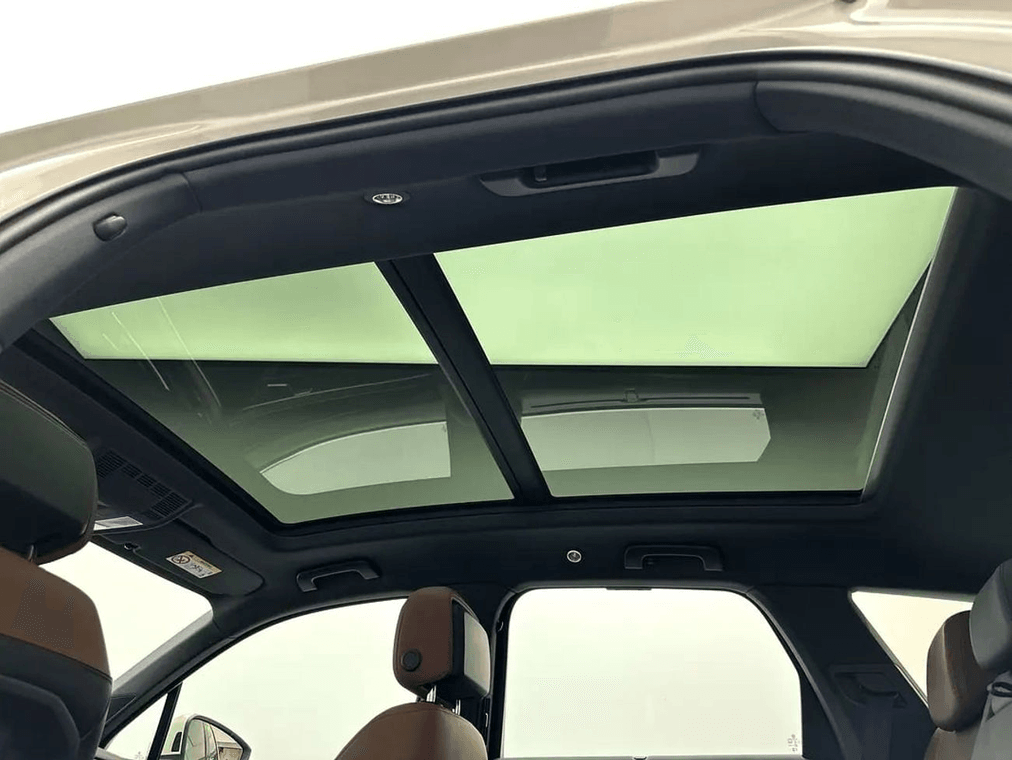 2026 Volkswagen Touareg - View 6