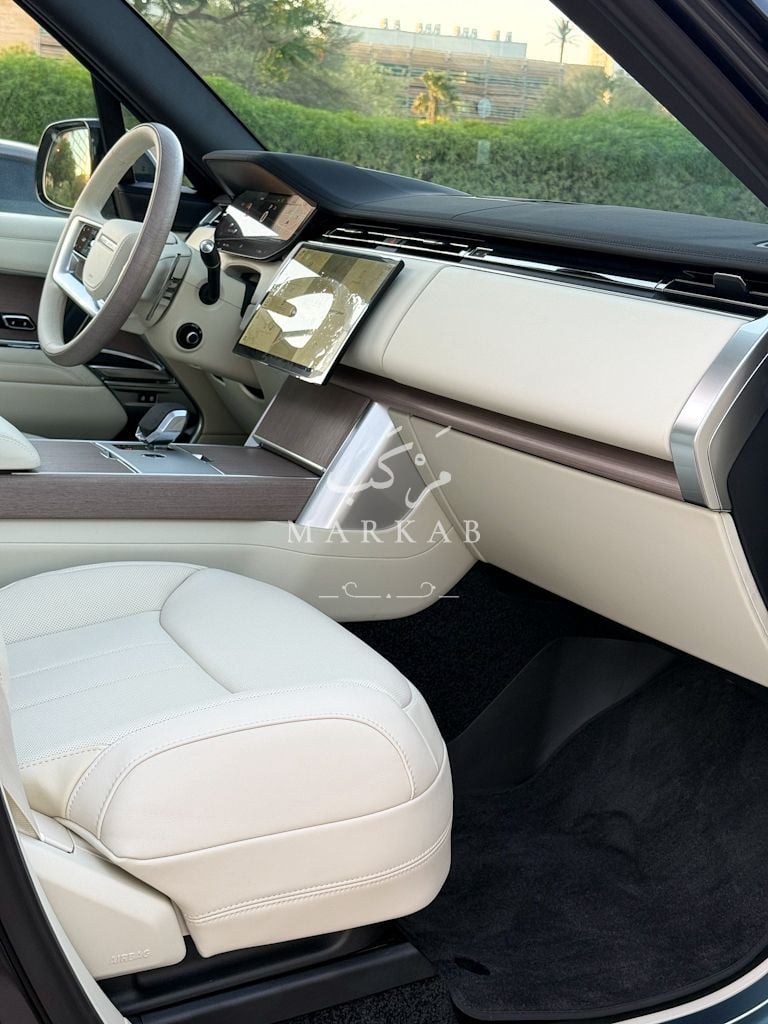 2026 Land Rover Range rover HSE - 0 km - Available for export from UAE to Algeria - 30